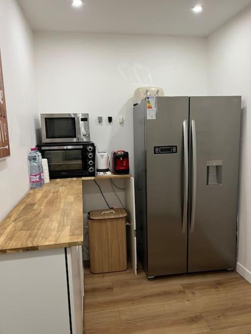 Apartamento 3 Pieces Au Calme Avec 1 Acces Independant París Exterior foto